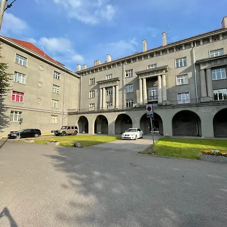 招待所 Private In The Heart Of 塔林