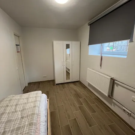 Private In The Heart Of Πανσιόν